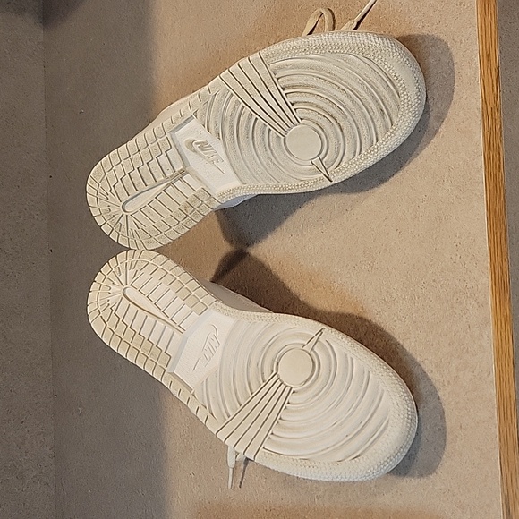 Nike Jordan 1 Flight 2 Low BG White 654952-100 Size 6.5YW - Picture 7 of 9